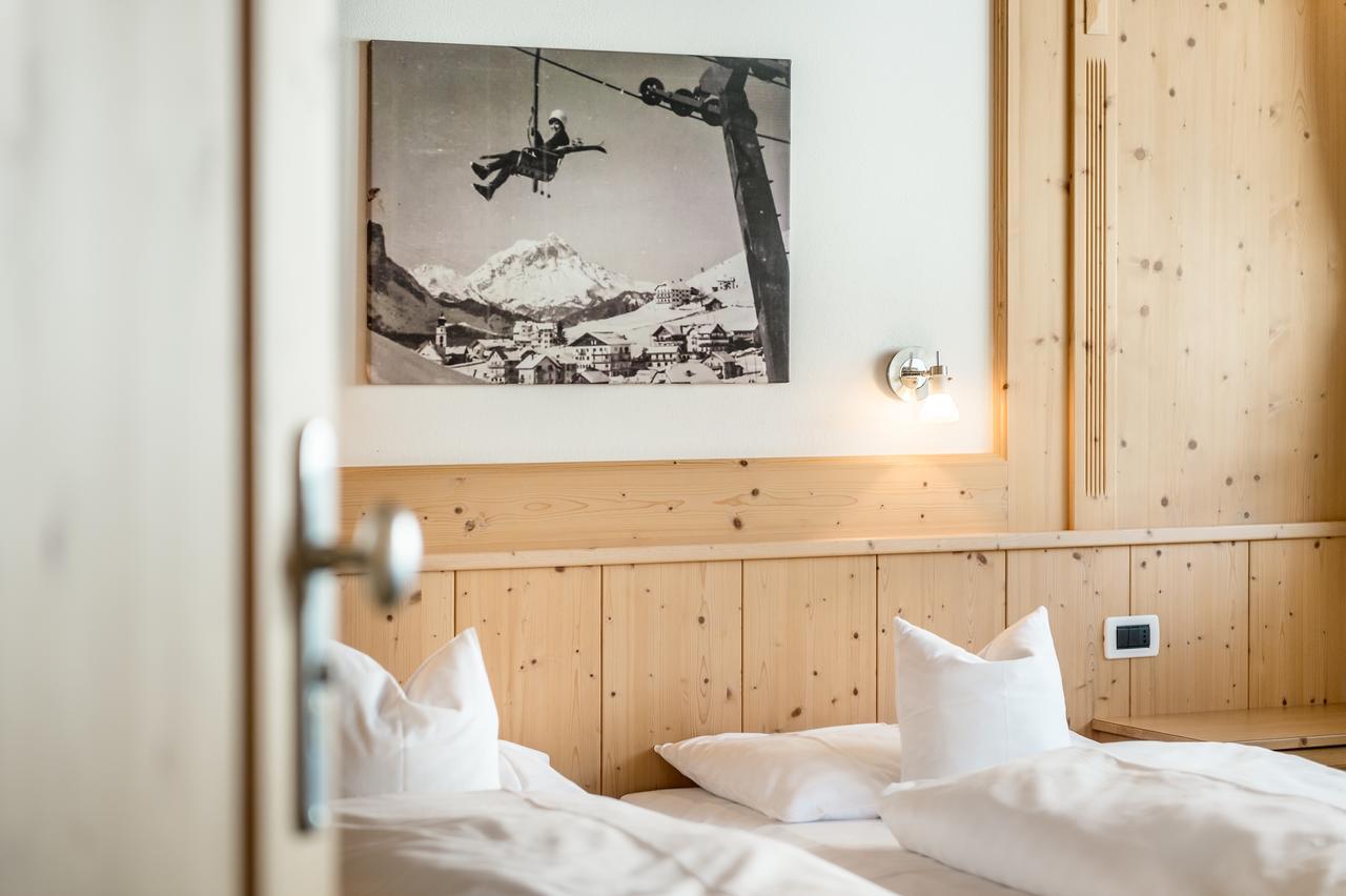 B&B - Hotel Ciasa Rue Blanch سان كاسيانو المظهر الخارجي الصورة