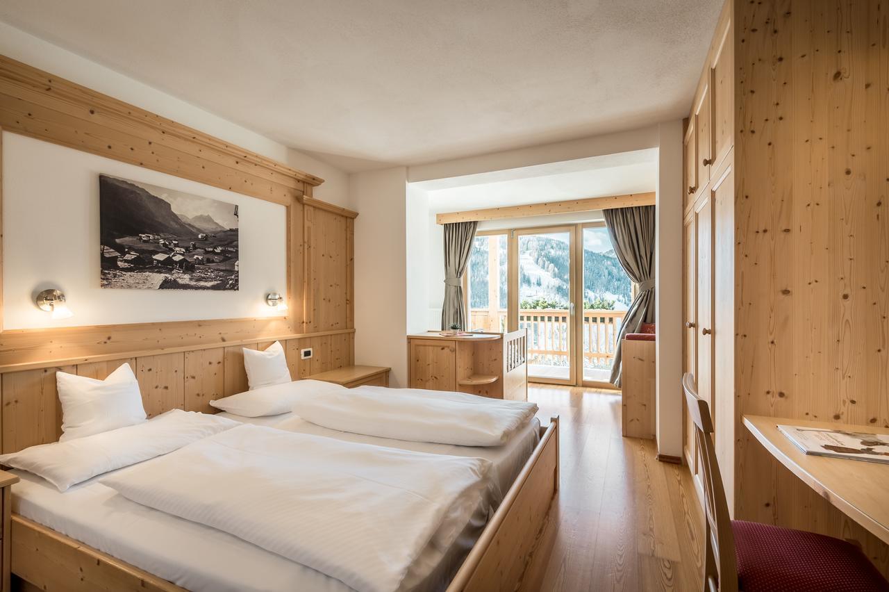 B&B - Hotel Ciasa Rue Blanch سان كاسيانو المظهر الخارجي الصورة