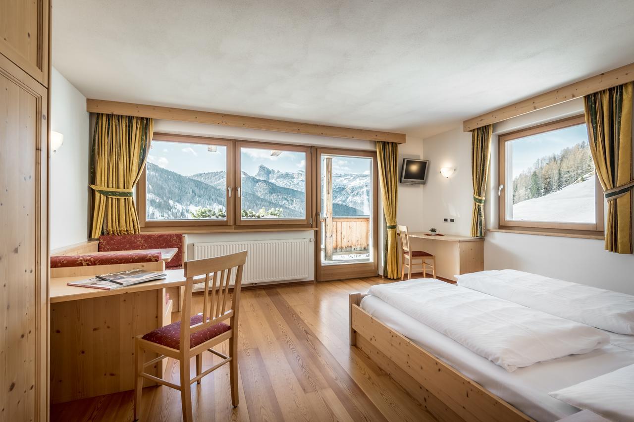 B&B - Hotel Ciasa Rue Blanch سان كاسيانو المظهر الخارجي الصورة